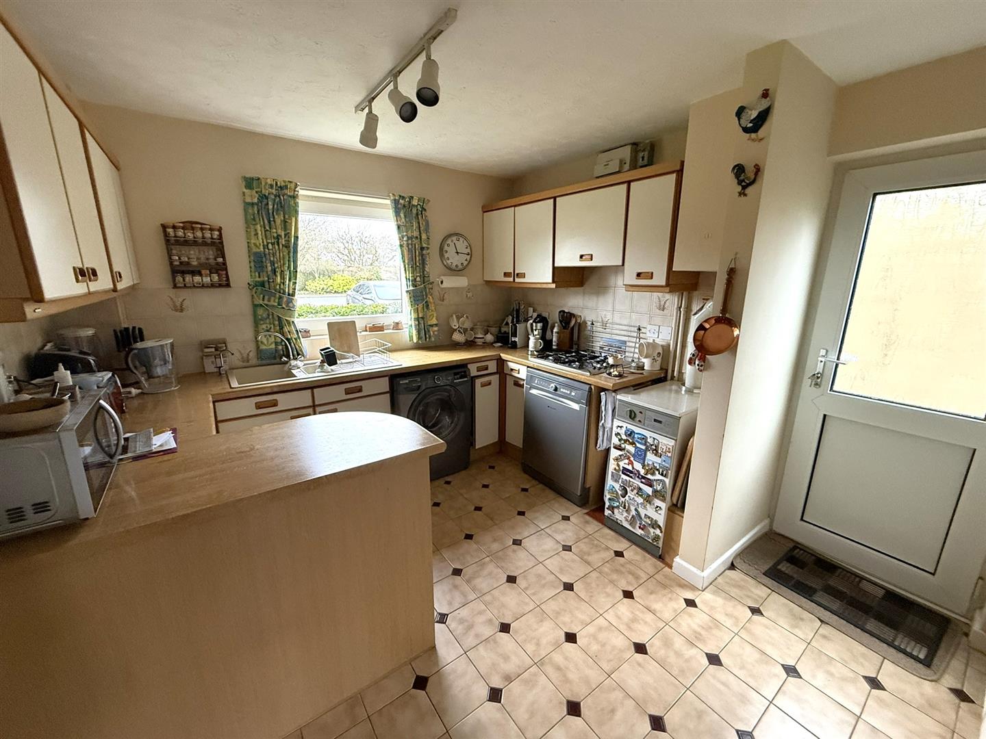 Cowley Way, Sutton Benger, Chippenham